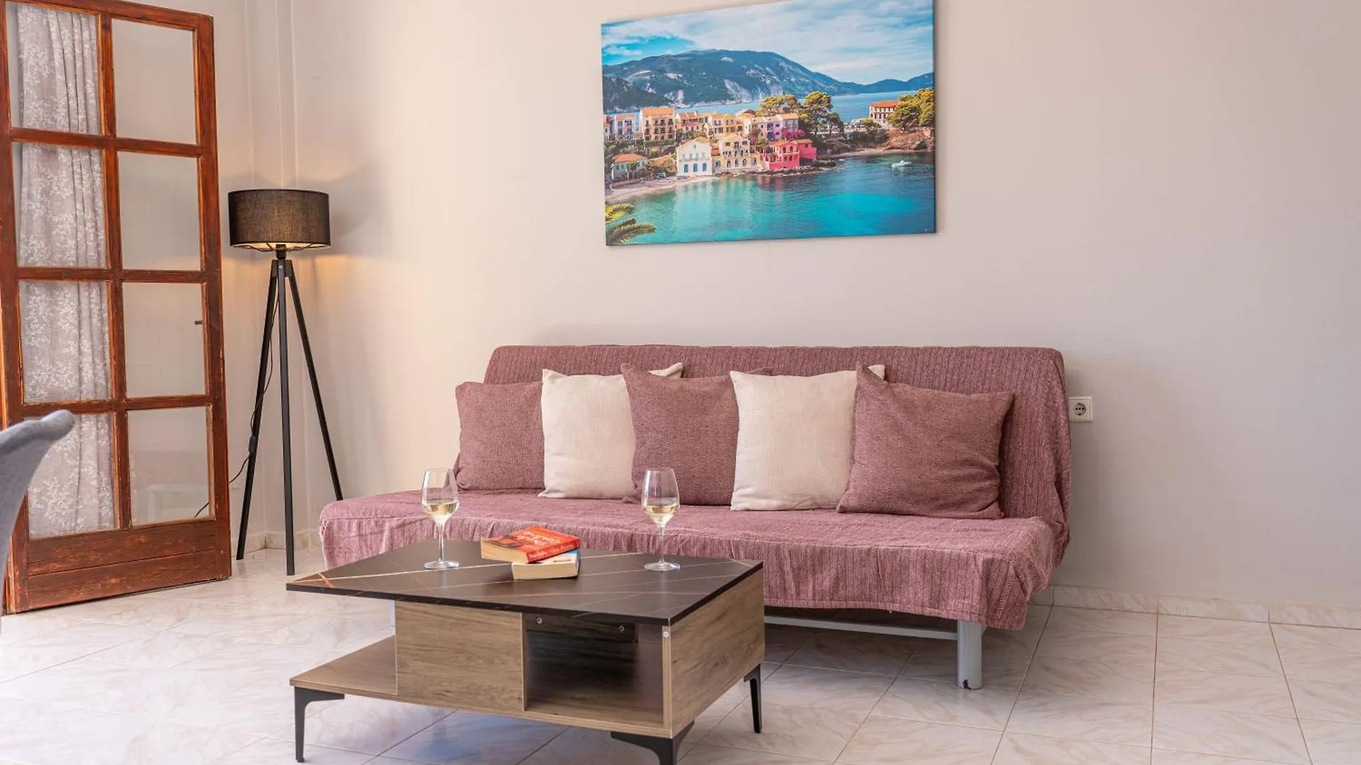Southbank Seafront Apartments Katelios