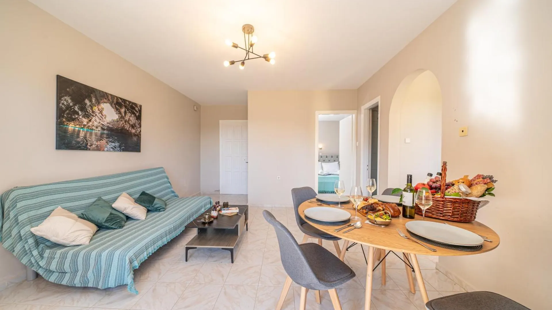 Southbank Seafront Apartments Katelios