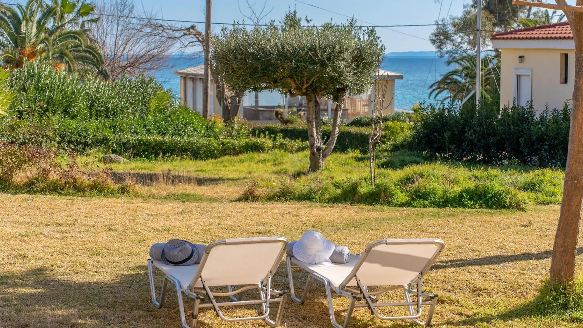 Southbank Seafront Apartments Katelios